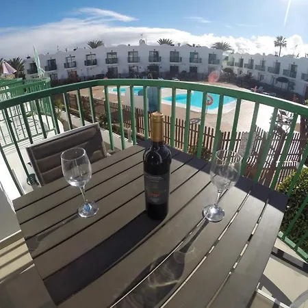 Cozy With Pool View Appartement *
