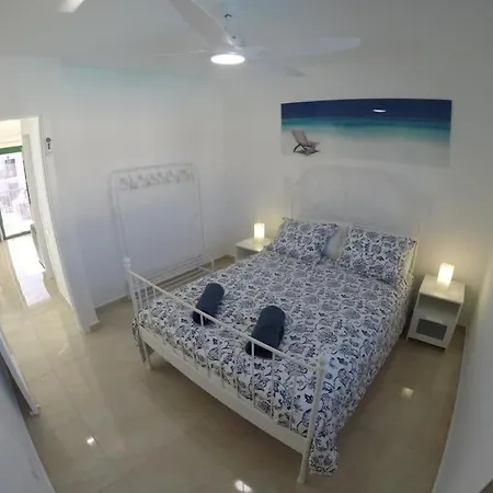 Апартаменты Cozy With Pool View