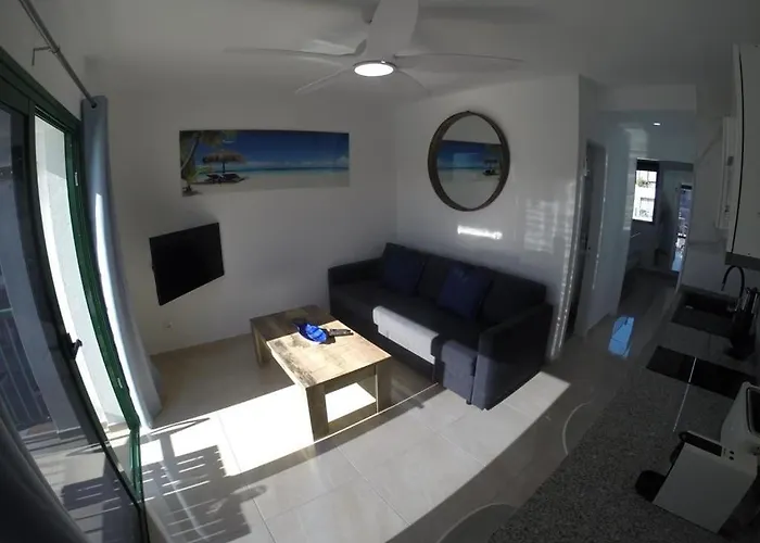 Apartment Cozy With Pool View